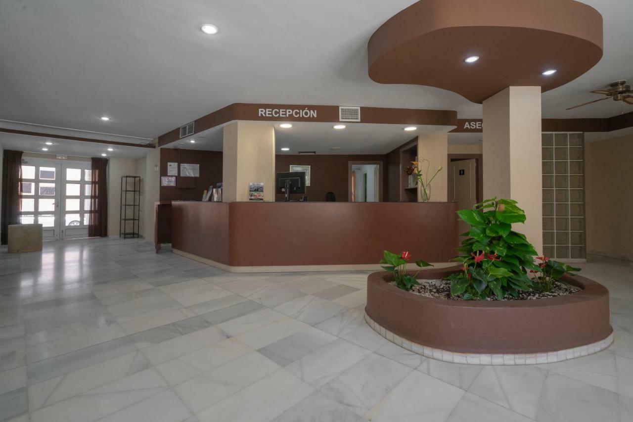 Apartamentos Mar Y Golf โรเกตัสเดมาร์ ภายนอก รูปภาพ